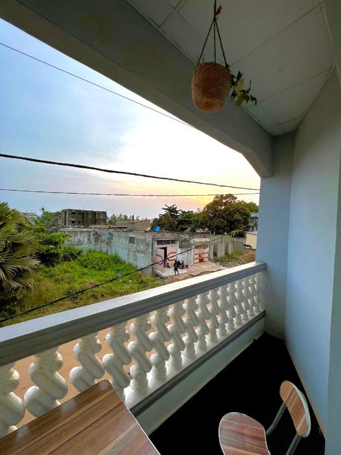 Bel Appartement Avec Petit Balcon Sympa Porto-Novo Exterior photo