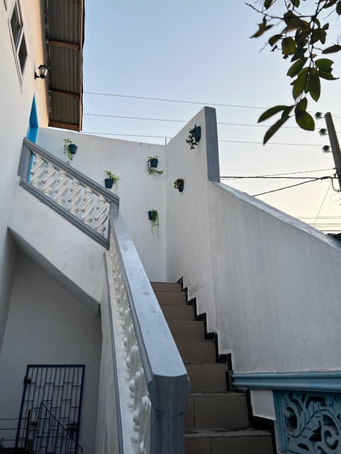 Bel Appartement Avec Petit Balcon Sympa Porto-Novo Exterior photo
